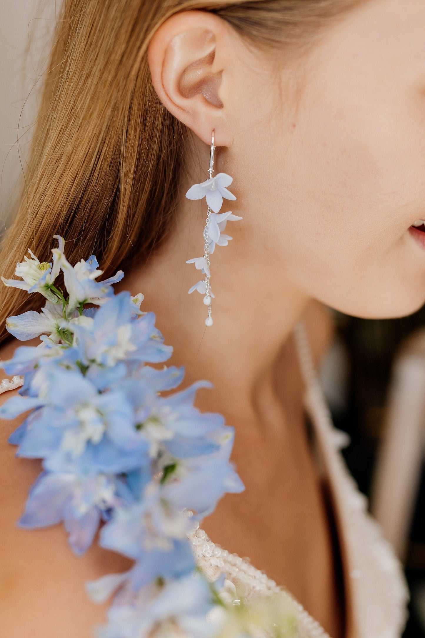 Blue Helenka - Hellblaue Hochzeitsohrringe