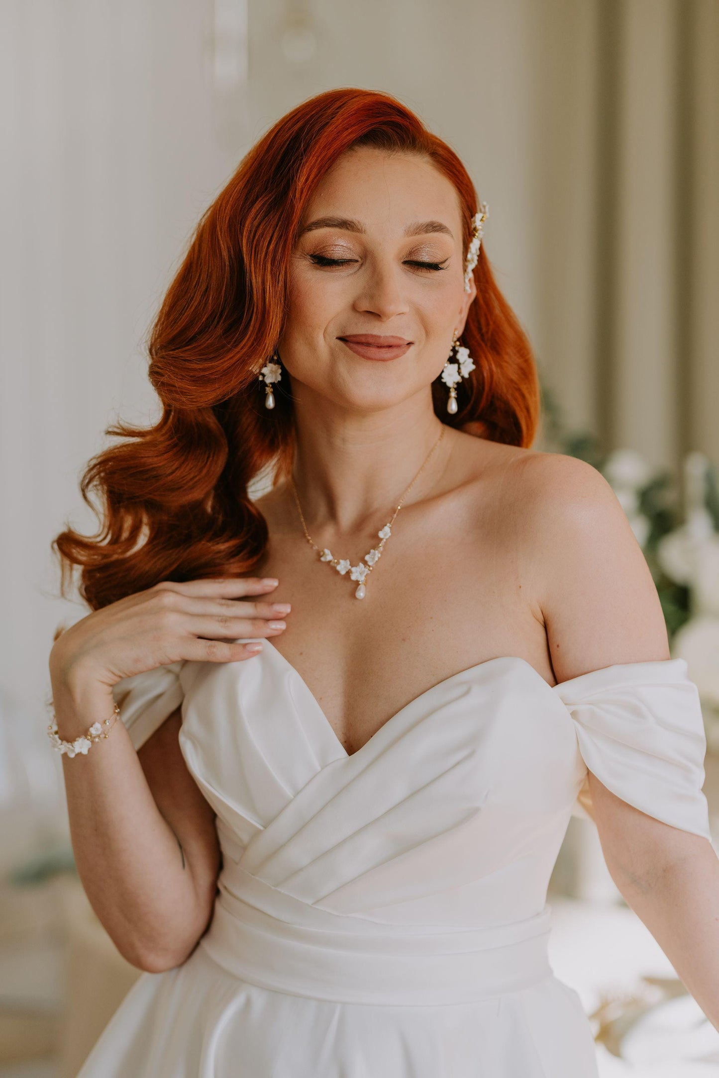 Lidia - Blumen Hochzeitskette
