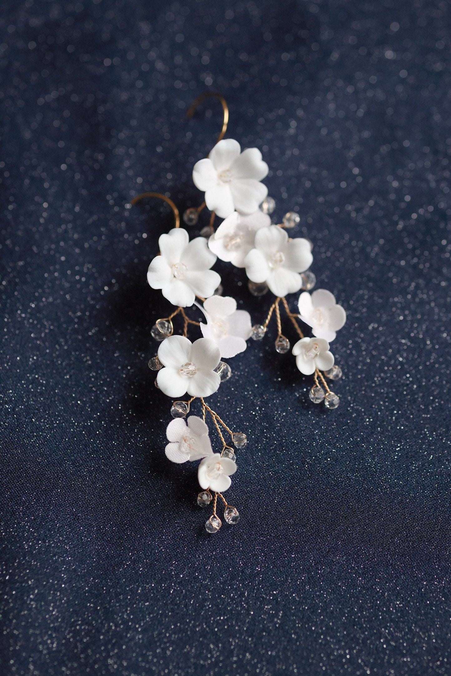 Madlen - Romantische Hochzeitsohrringe mit Blumen