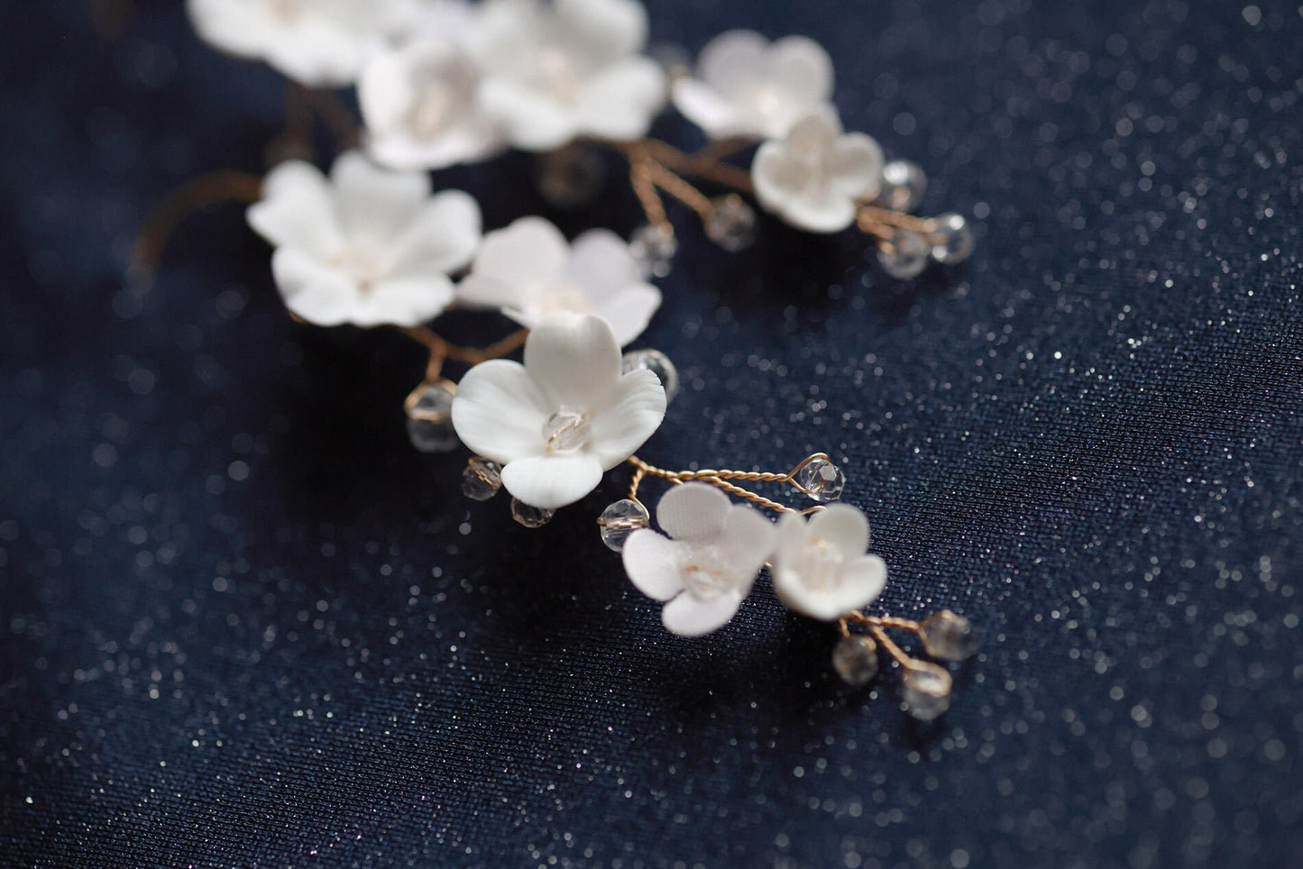 Madlen - Romantische Hochzeitsohrringe mit Blumen