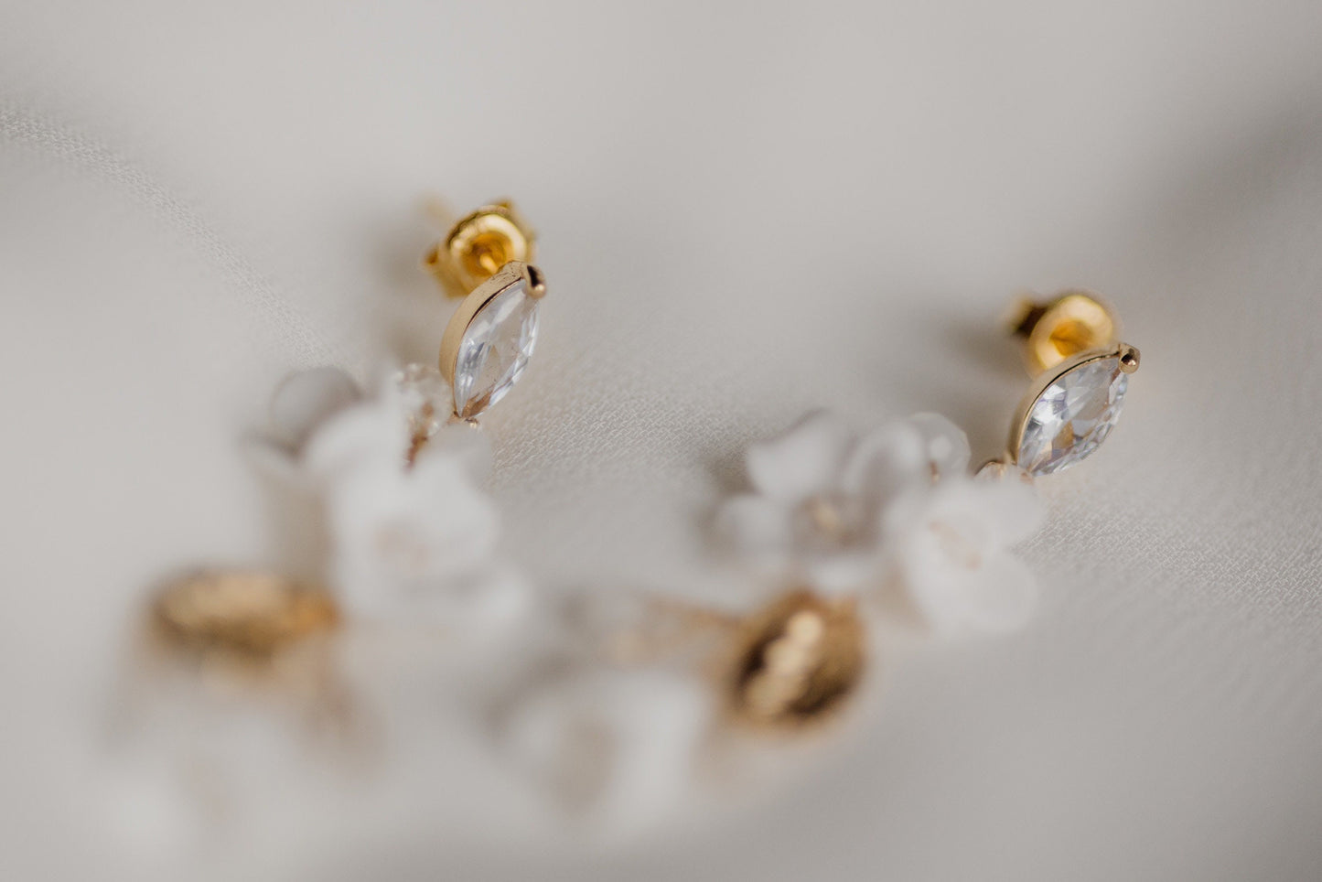 Clodin – Statement-Hochzeitsohrringe mit Blumen