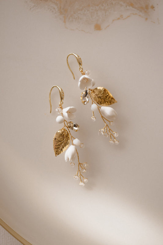 Flora – Boho Statement Ohrringe mit Blumen und Blättern