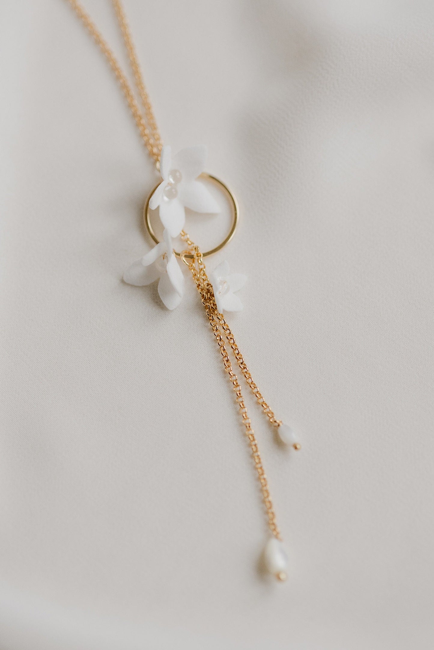 Helia - Blumen Hochzeitskette