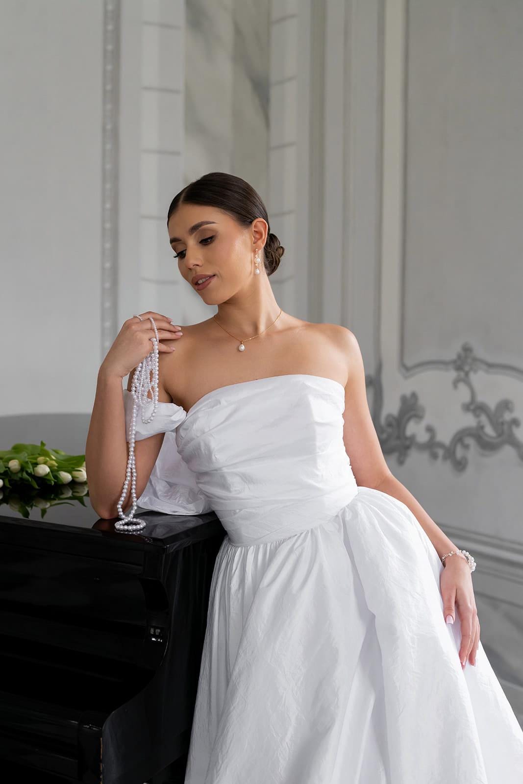Marchesa – Minimalistische Perlentropfen-Halskette