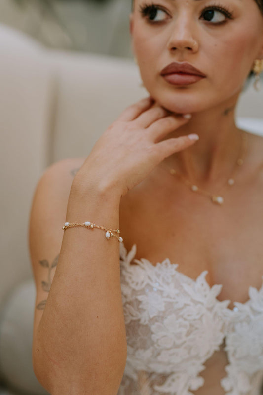 Gina - Perlenhochzeitsarmband mit Perlen und Zirkonen