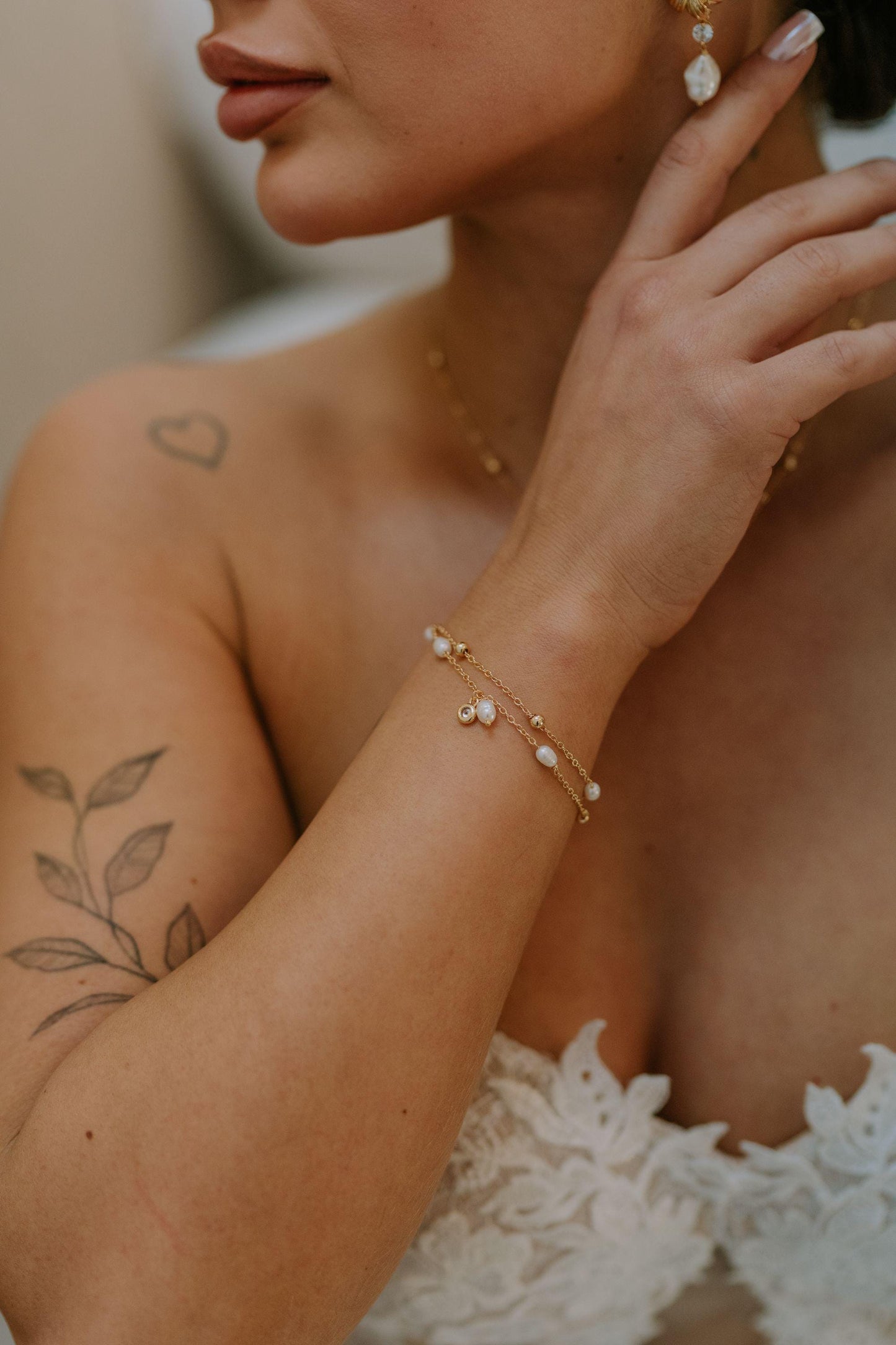 Gina - Perlenhochzeitsarmband mit Perlen und Zirkonen