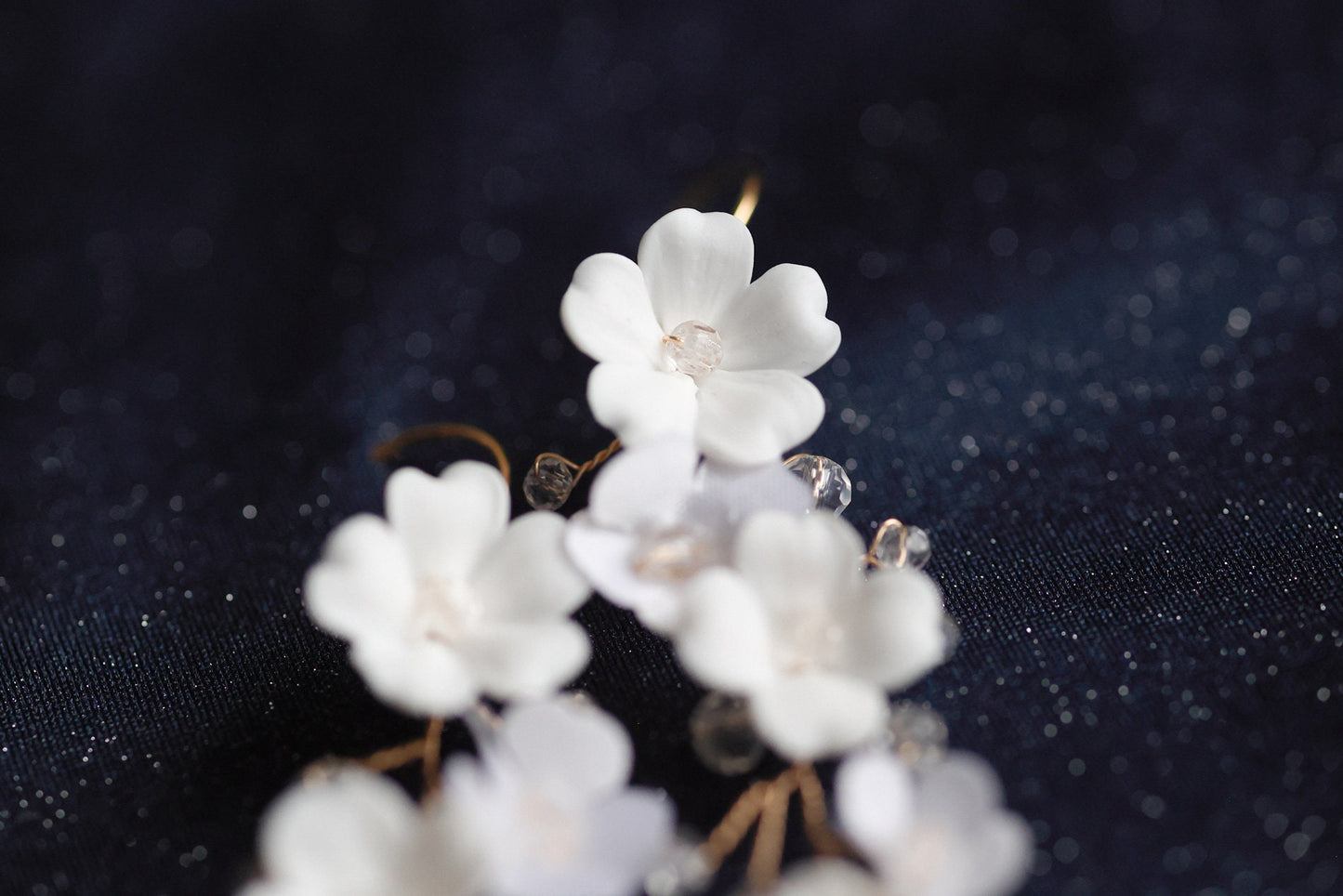 Madlen - Romantische Hochzeitsohrringe mit Blumen