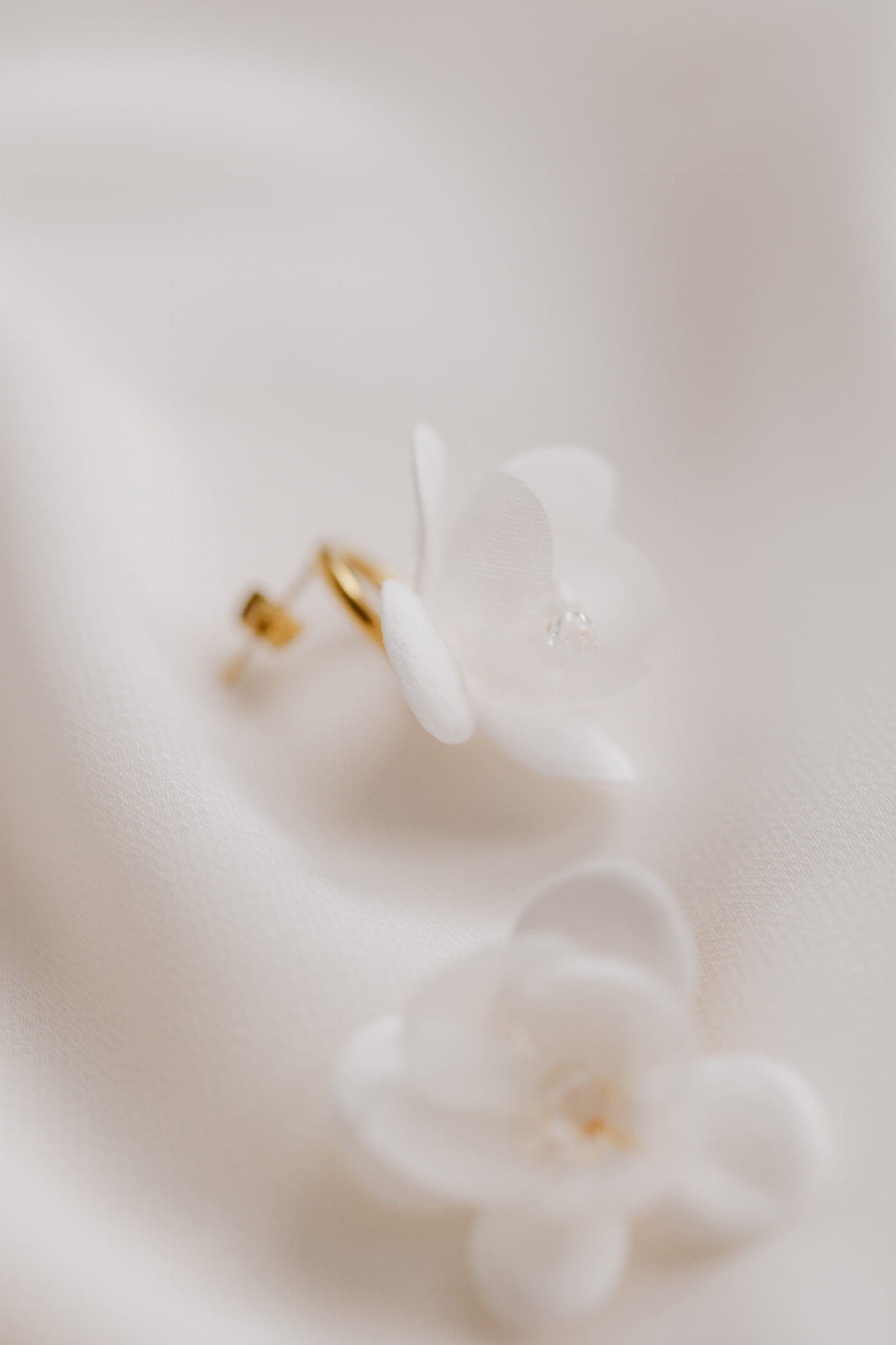 Stelka - Kleine Hochzeitsohrringe