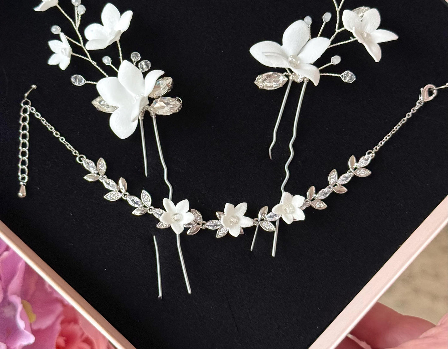 Holly - Glamouröses Hochzeitsarmband mit Zirkonblättern