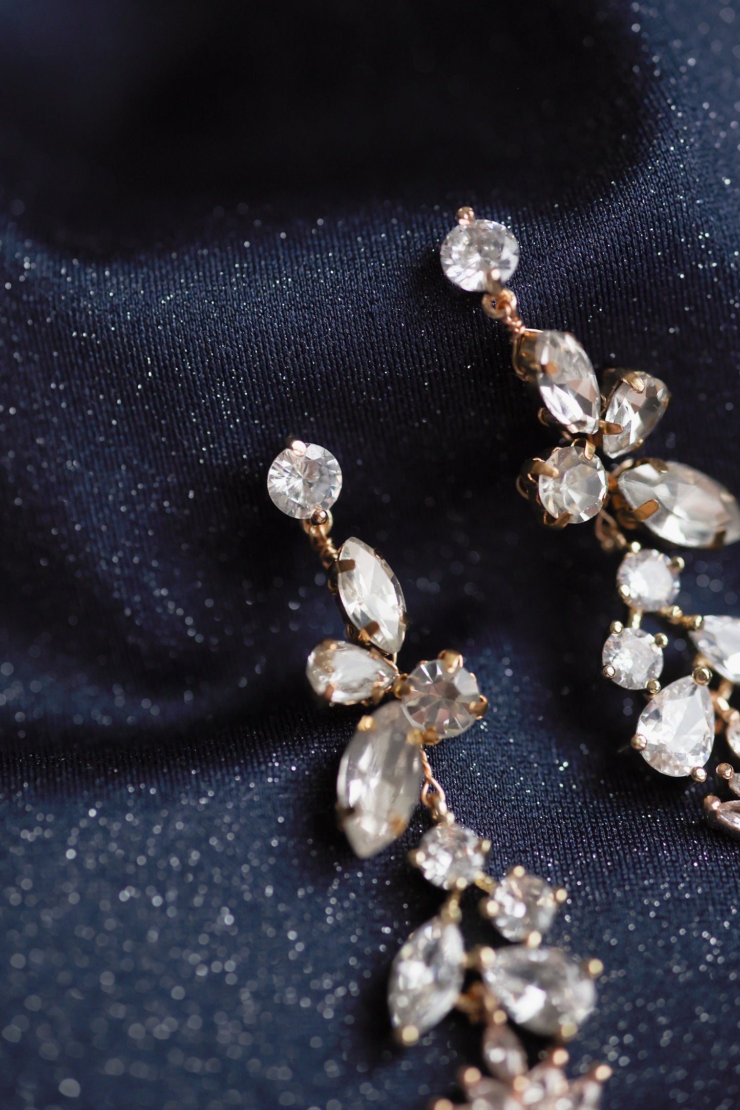 Sparkle - Lange Kristall-Hochzeitsohrringe
