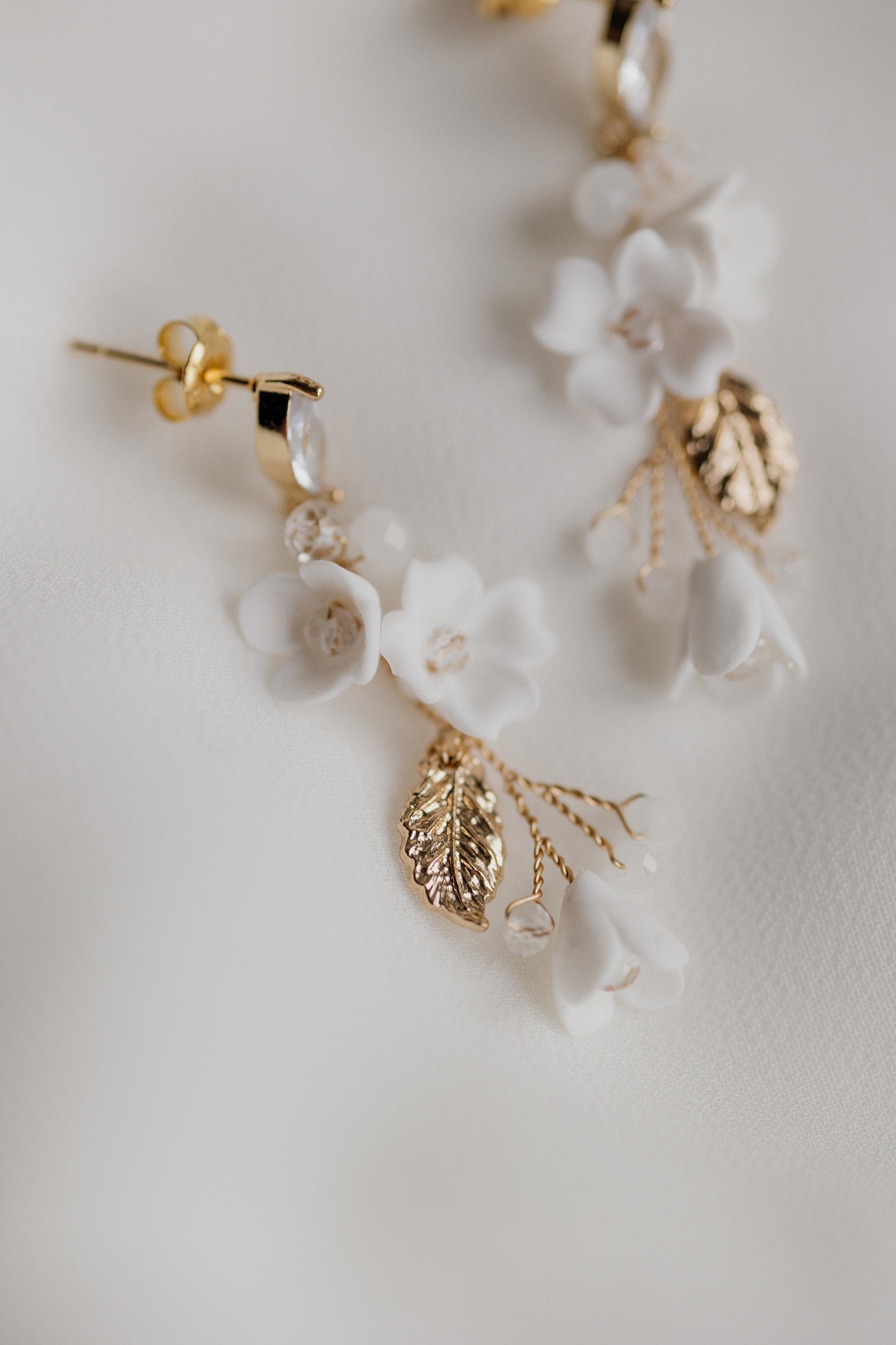 Clodin – Statement-Hochzeitsohrringe mit Blumen