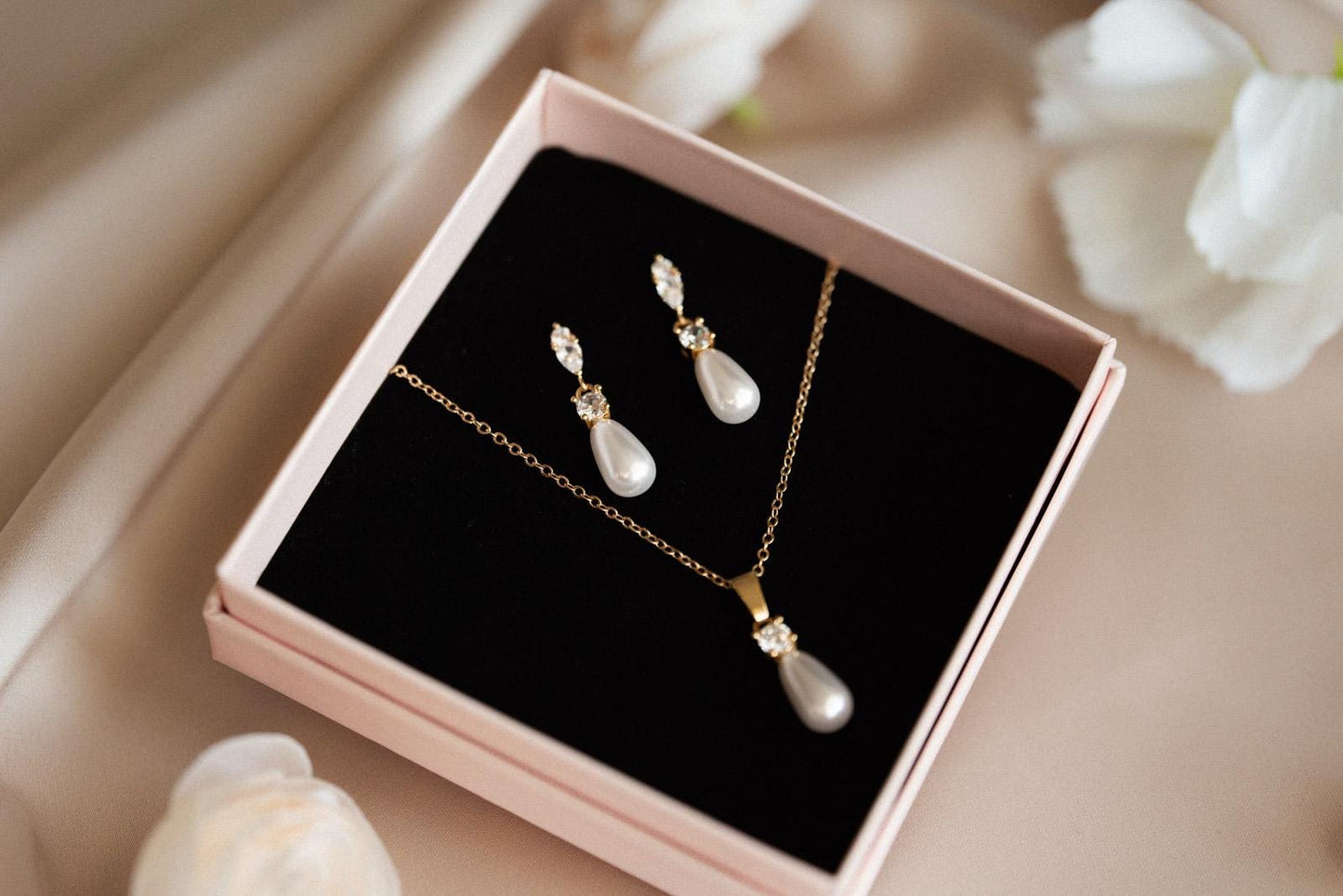 Martina - Martina - Klassisches Hochzeitsschmuckset Ohrringe &amp; Halskette