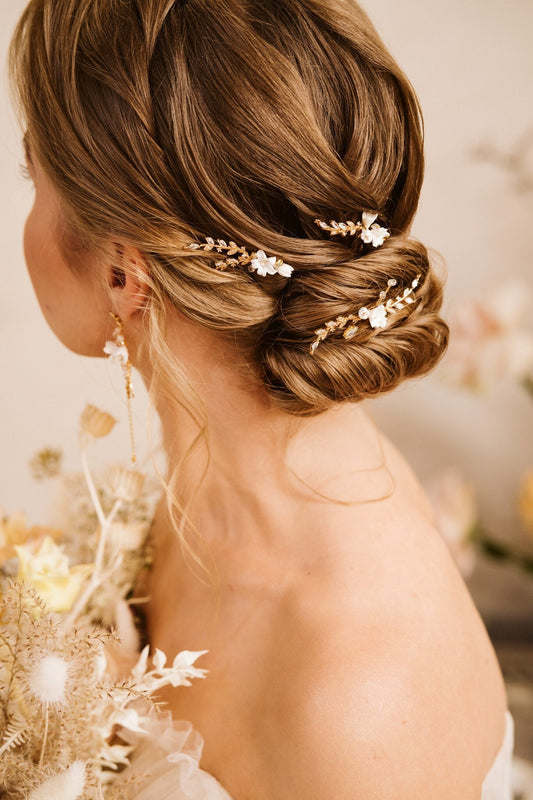 Lamari – Goldene Haarnadeln für die Hochzeit im Boho-Stil