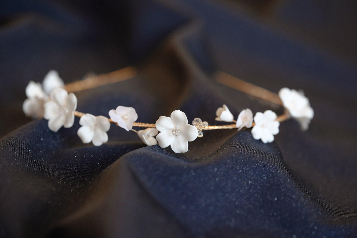 Madlen - Zartes Blumen-Hochzeitsstirnband