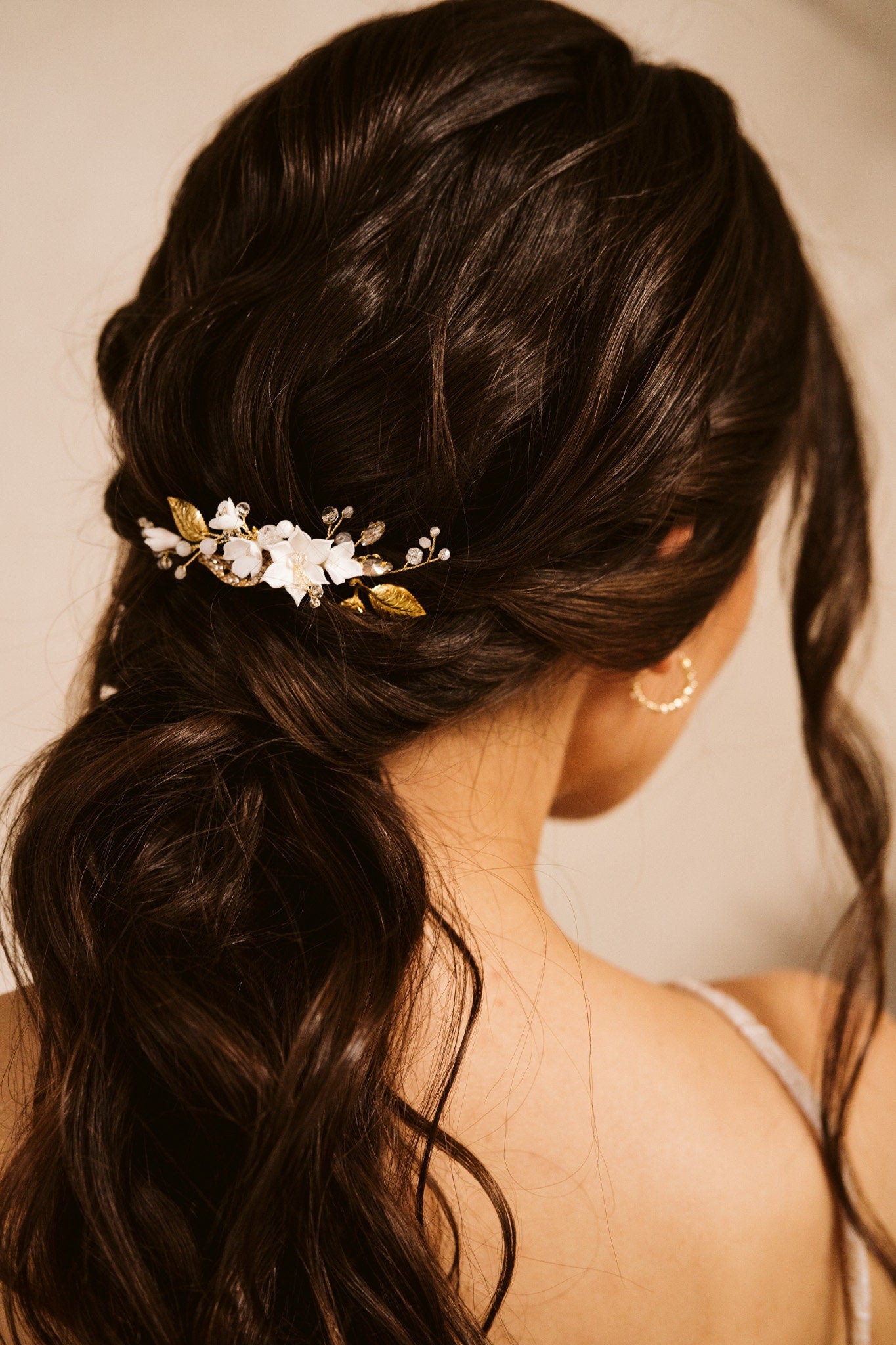 Flora - Blumen-Haarkamm zur Hochzeit