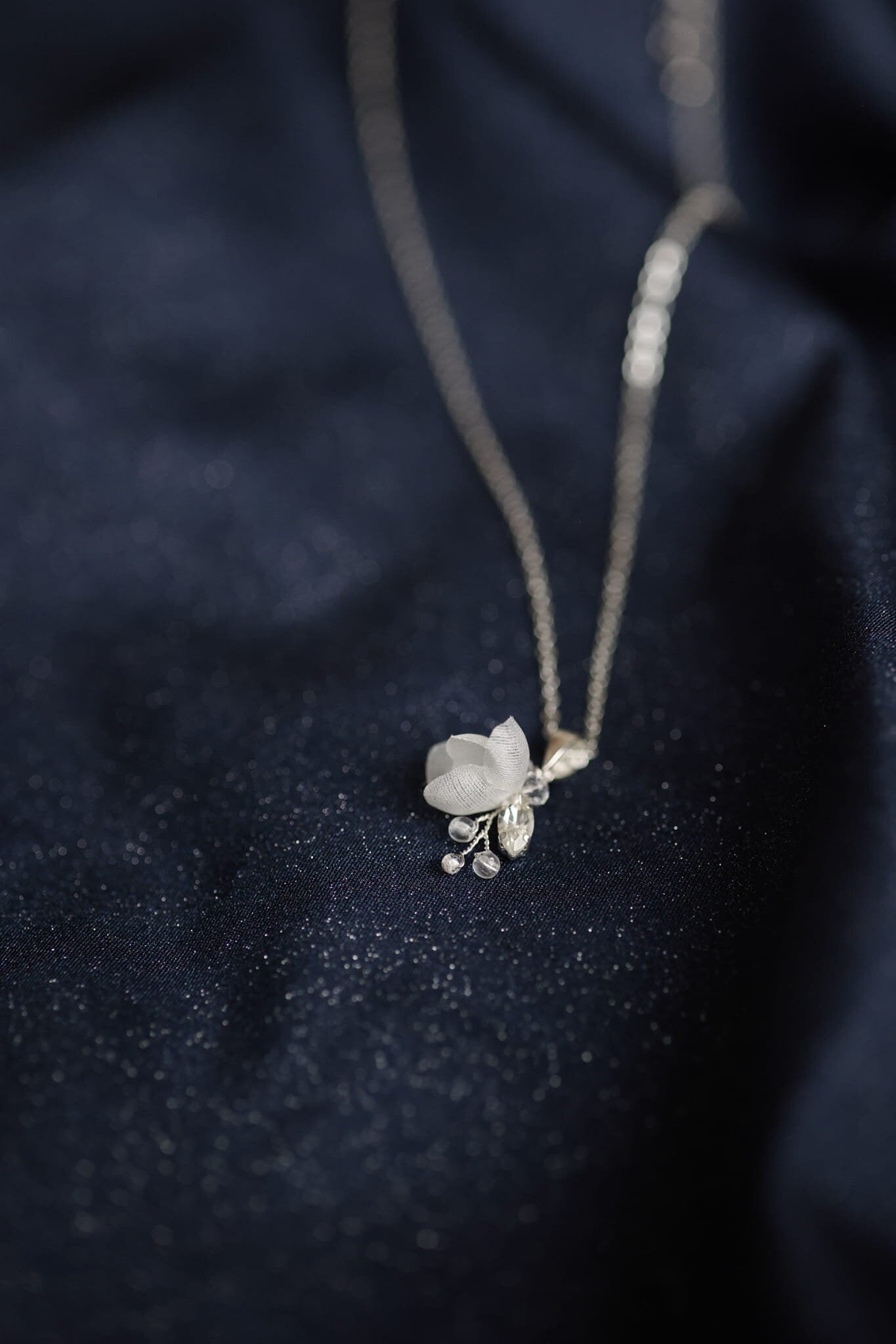 Vivian – Dezente Brautkette für eine romantische Hochzeit