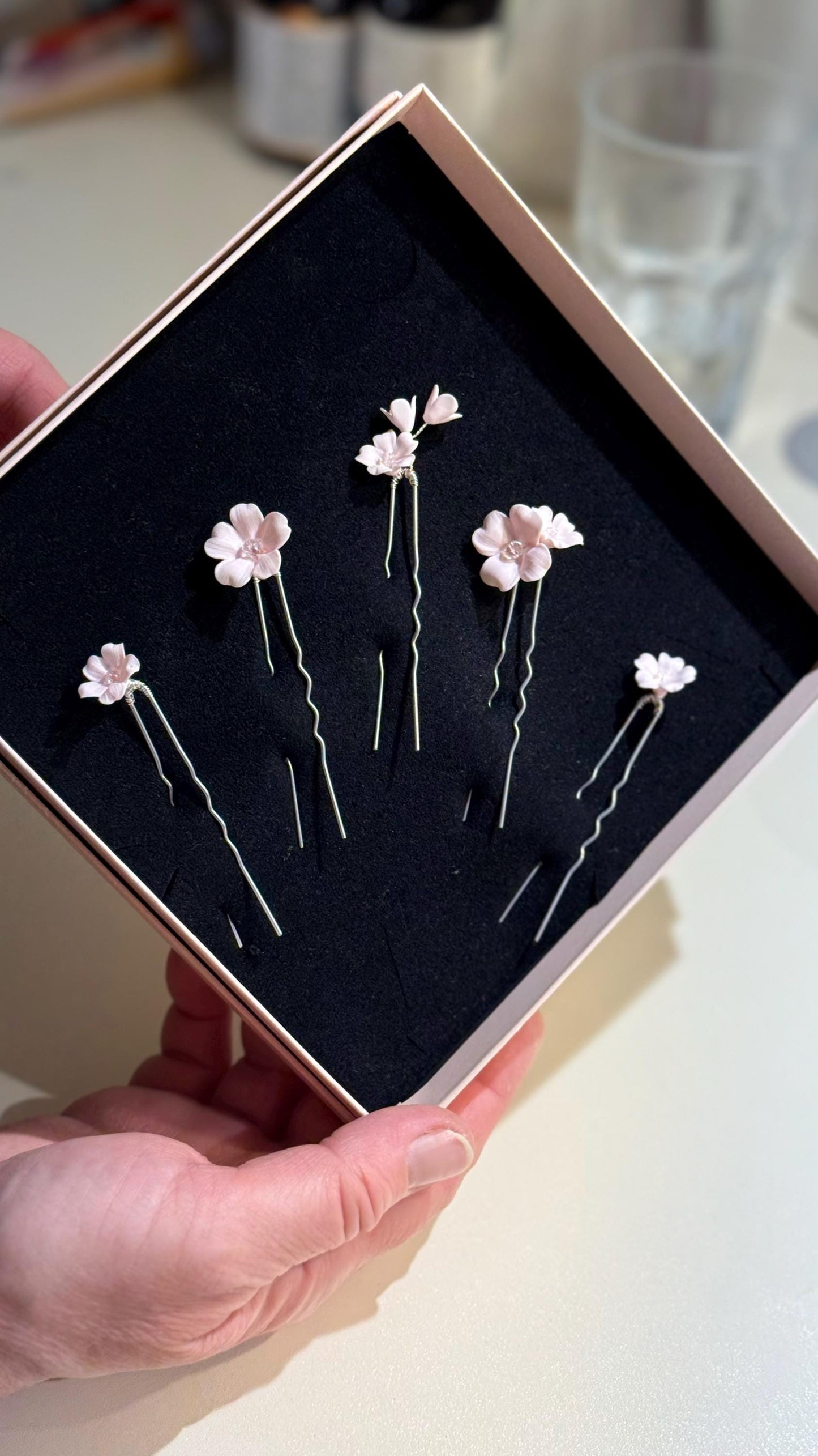 4 hellrosa Blumen Haarnadeln für die Hochzeit