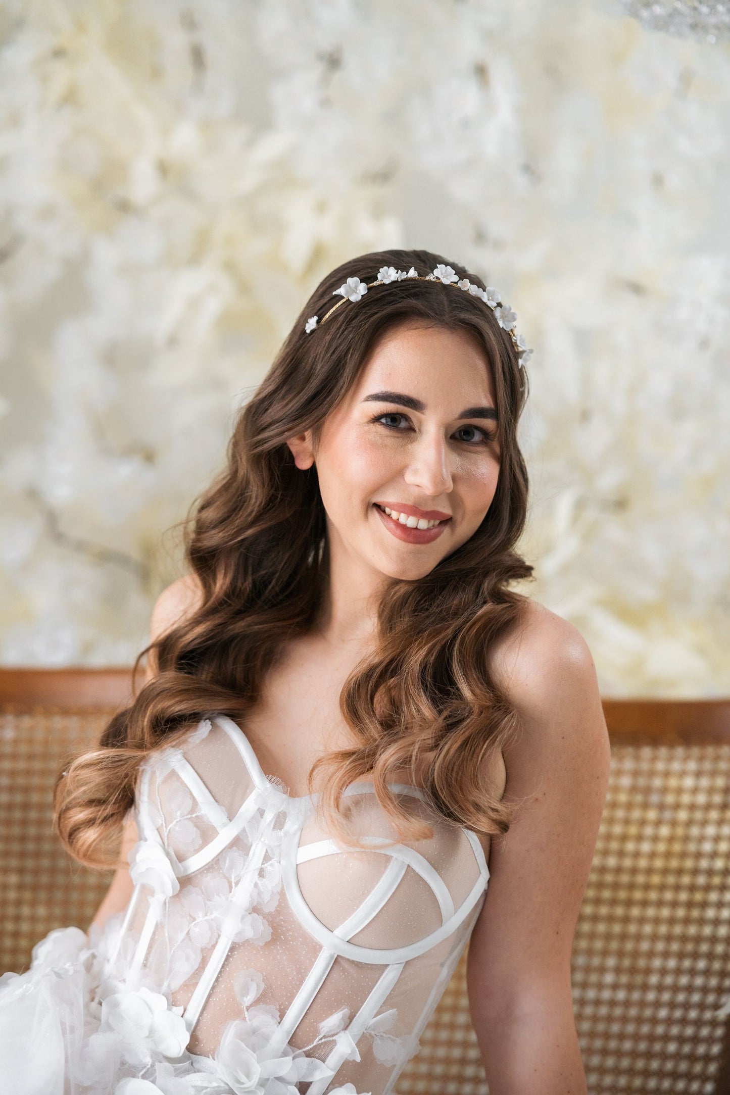 Madlen - Zartes Blumen-Hochzeitsstirnband