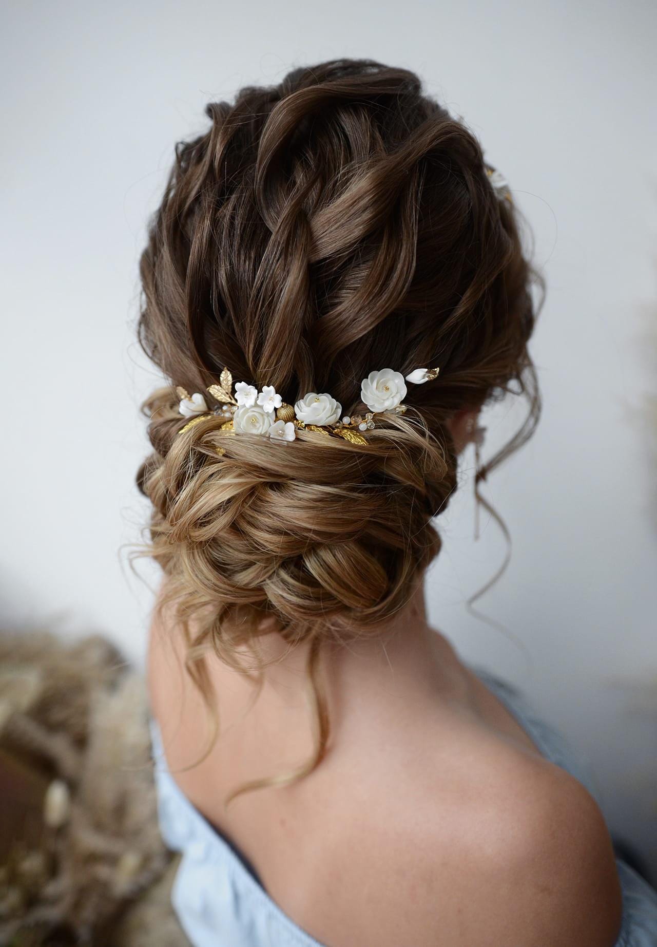 Petra - Vintage Hochzeitshaarkamm mit Blumen