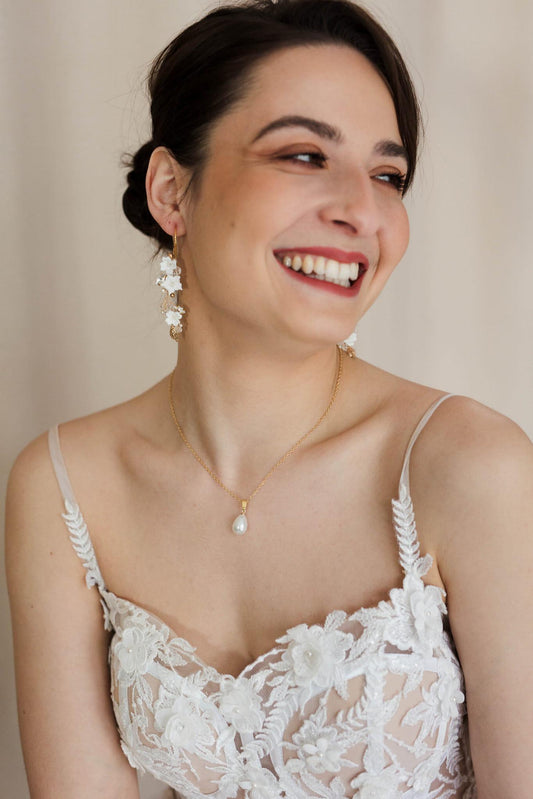 Marchesa – Minimalistische Perlentropfen-Halskette