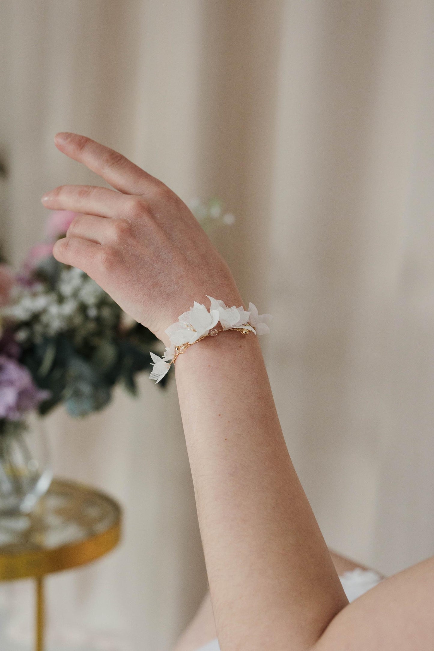 Zoe - Blumenhochzeitsarmband