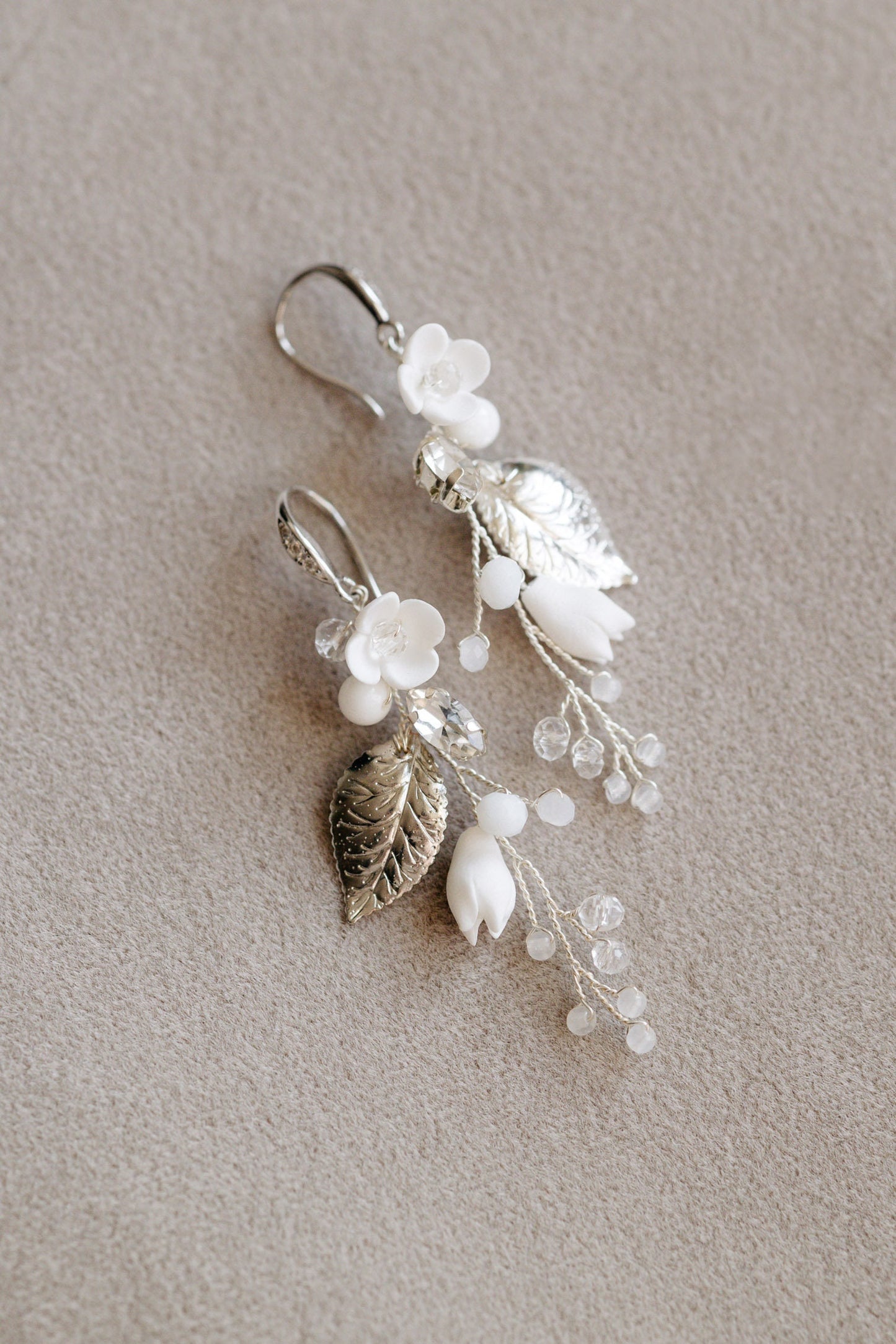 Flora – Boho Statement Ohrringe mit Blumen und Blättern